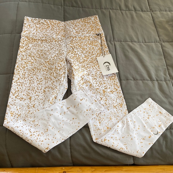 ZYIA Pants - Zyia leggings size 6/8